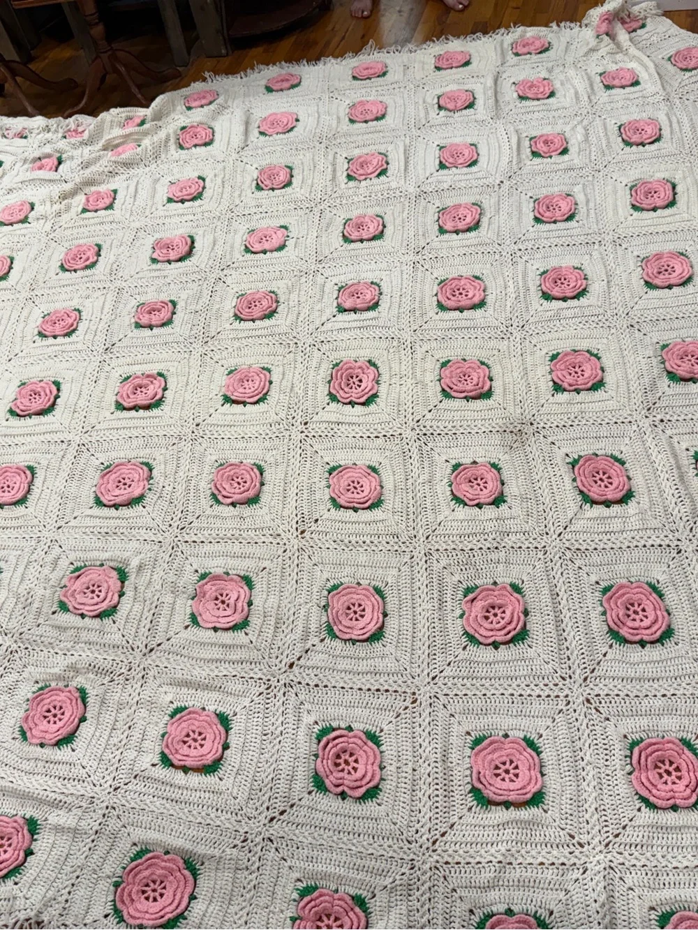 Handmade Cream Crochet Throw Blanket Pink Rose Appliqués King about 117x110”